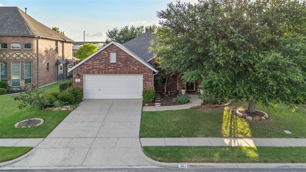 321 Deaton Drive, Fate, TX 75087 321 Deaton Drive, Fate, TX 75087