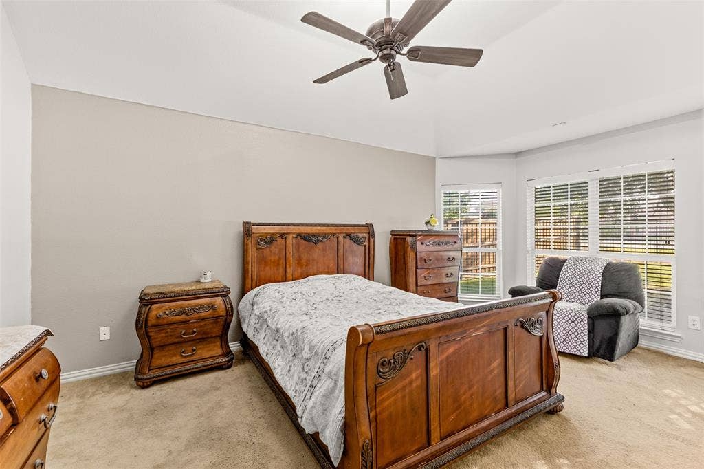 321 Deaton Drive, Fate, TX 75087 321 Deaton Drive, Fate, TX 75087