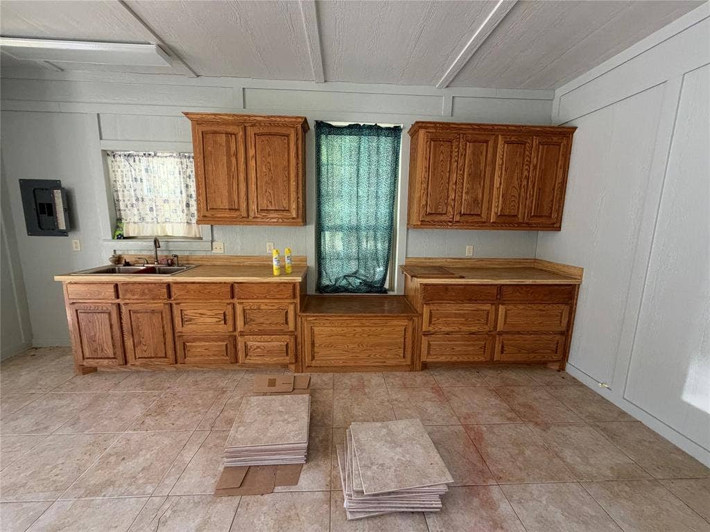 2054 County Road 1034, Greenville, TX 75401