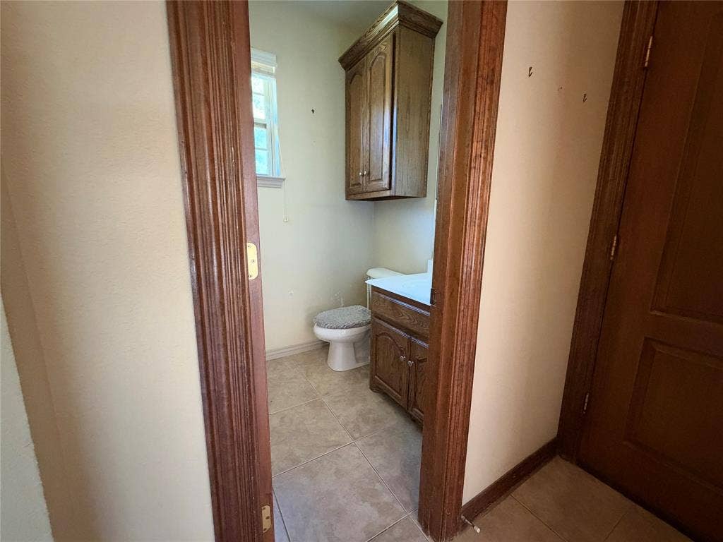 2054 County Road 1034, Greenville, TX 75401
