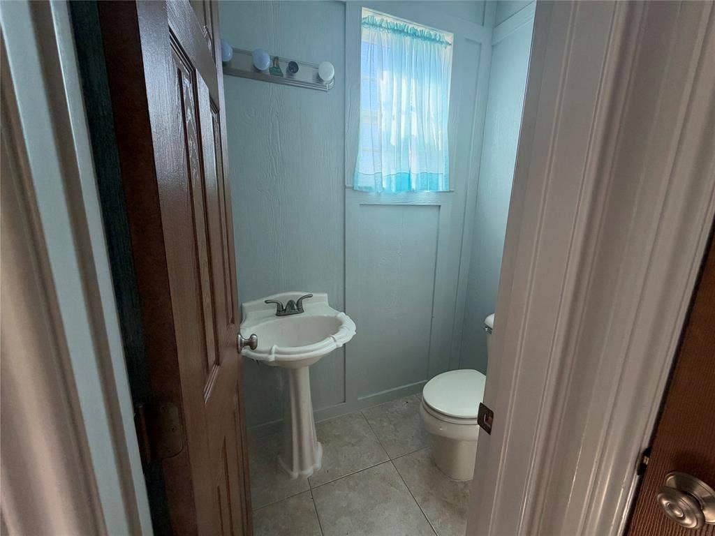 2054 County Road 1034, Greenville, TX 75401