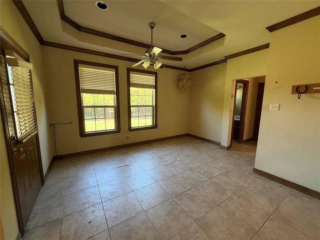 2054 County Road 1034, Greenville, TX 75401