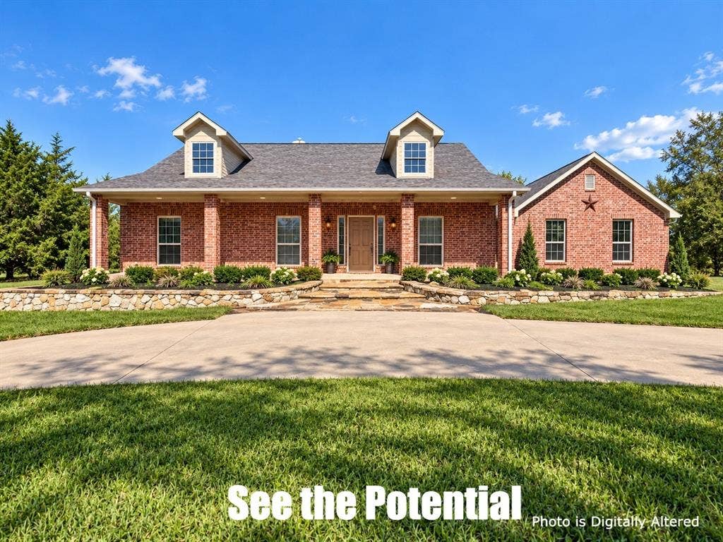 2054 County Road 1034, Greenville, TX 75401