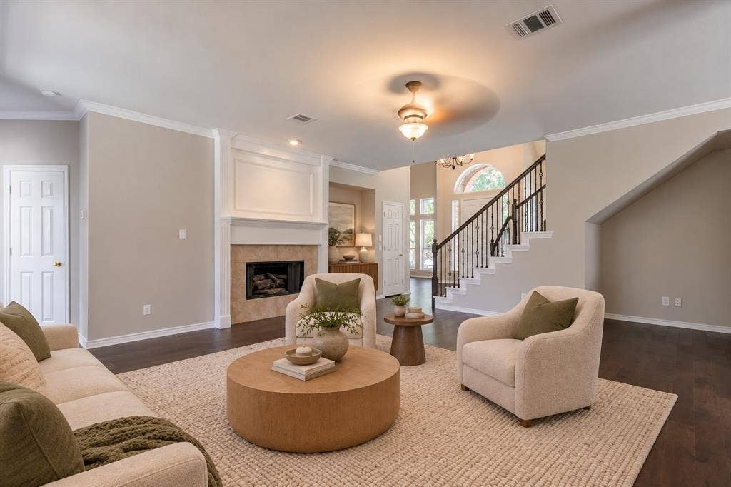 530 Gifford Drive, Coppell, TX 75019 530 Gifford Drive, Coppell, TX 75019