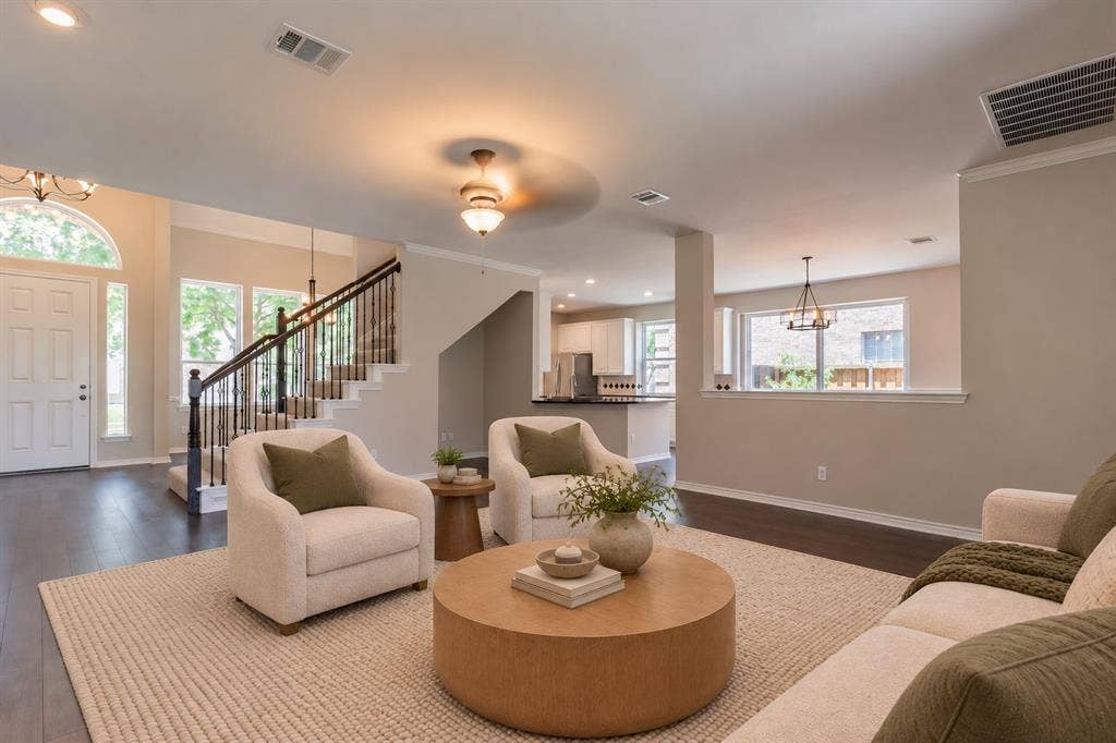 530 Gifford Drive, Coppell, TX 75019 530 Gifford Drive, Coppell, TX 75019