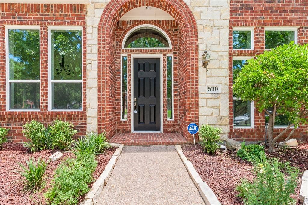 530 Gifford Drive, Coppell, TX 75019 530 Gifford Drive, Coppell, TX 75019