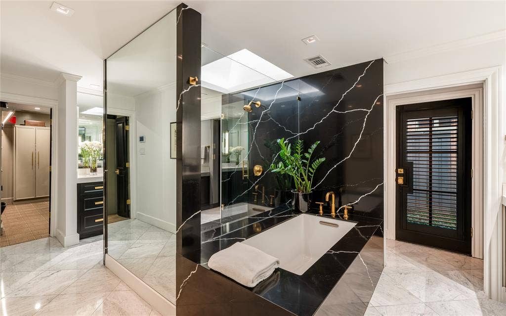 3838 N Versailles Avenue, Dallas, TX 75209 3838 N Versailles Avenue, Dallas, TX 75209