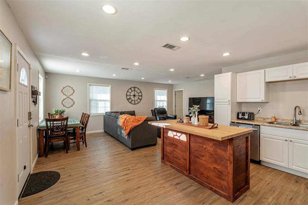 118 Red Bud Road, Gun Barrel City, TX 75156 118 Red Bud Road, Gun Barrel City, TX 75156