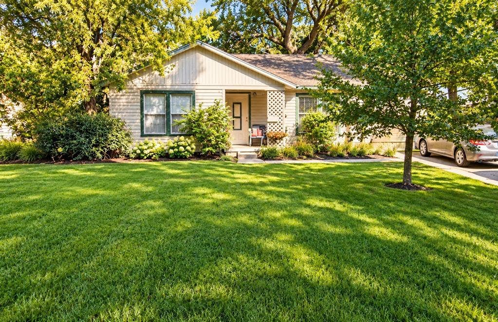 1025 Denton Street, Denton, TX 76201