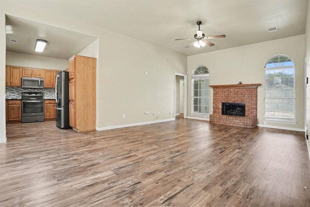 307 Modene Avenue, Waxahachie, TX 75165