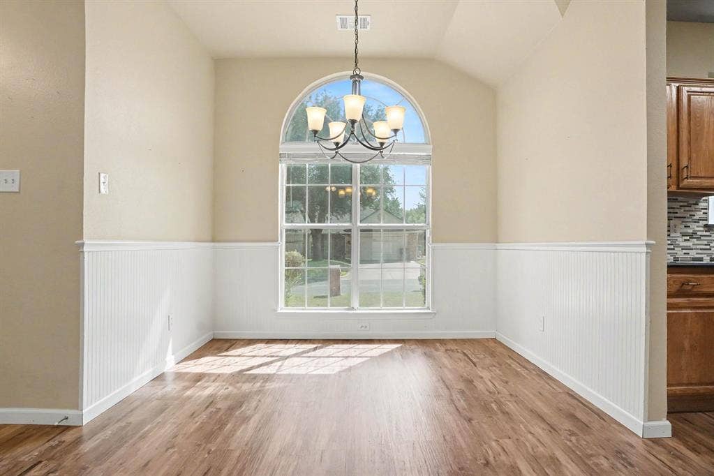 307 Modene Avenue, Waxahachie, TX 75165