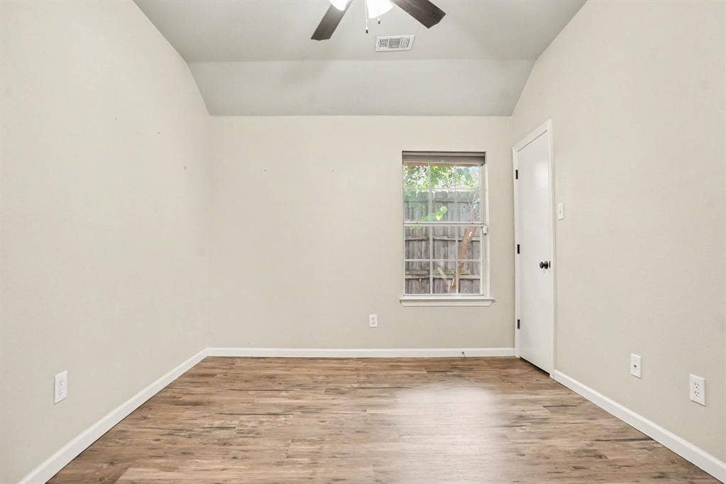 307 Modene Avenue, Waxahachie, TX 75165