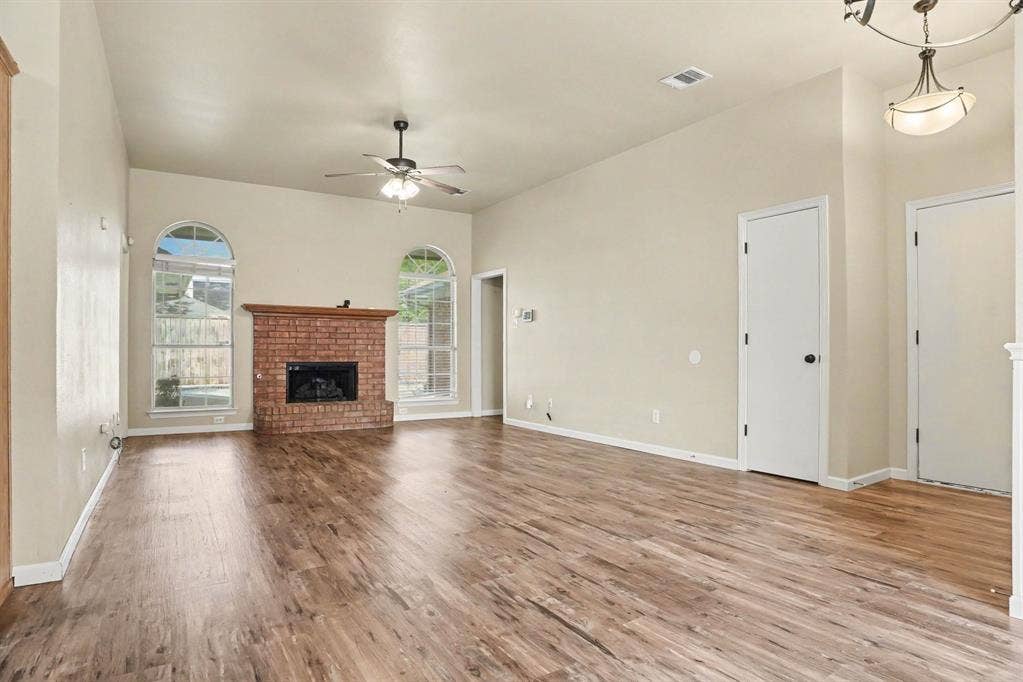 307 Modene Avenue, Waxahachie, TX 75165