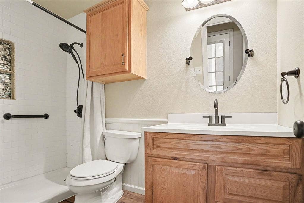 307 Modene Avenue, Waxahachie, TX 75165