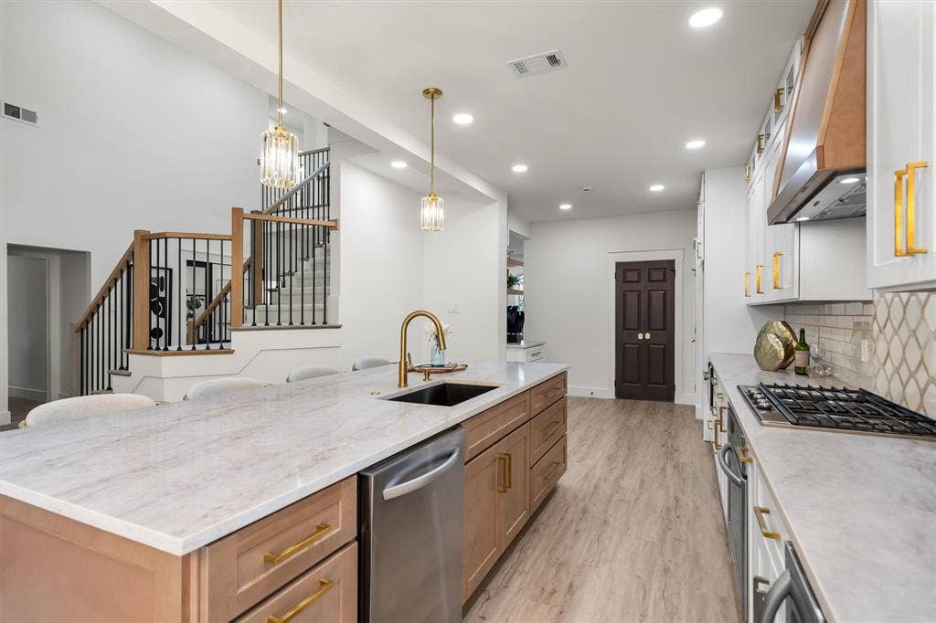 2706 Summerwood Court, McKinney, TX 75072 2706 Summerwood Court, McKinney, TX 75072