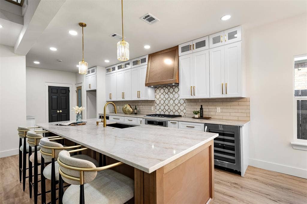 2706 Summerwood Court, McKinney, TX 75072 2706 Summerwood Court, McKinney, TX 75072
