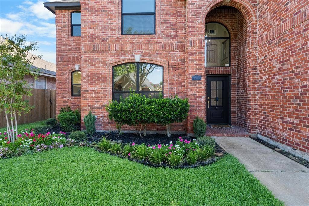 2706 Summerwood Court, McKinney, TX 75072 2706 Summerwood Court, McKinney, TX 75072