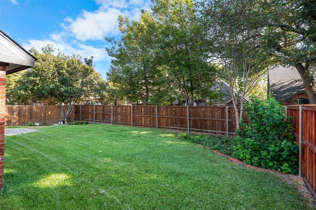 2706 Summerwood Court, McKinney, TX 75072 Back Yard