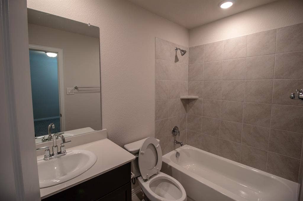 1202 Sweetleaf Street, Melissa, TX 75454