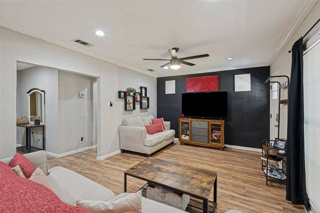 112 Avenue B, Seagoville, TX 75159