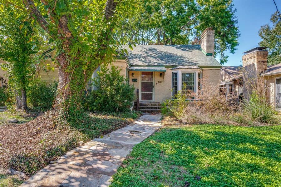 Property photo for 707 N Oak Cliff Boulevard, Dallas, TX