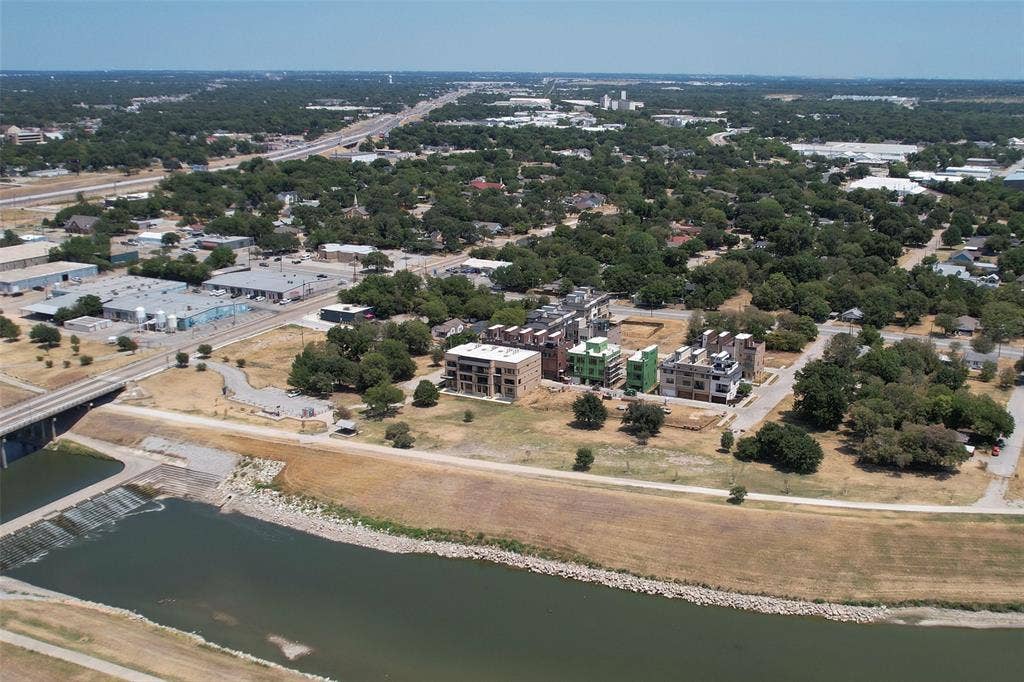 444 Vista Buena Trail, Fort Worth, TX 76111 444 Vista Buena Trail, Fort Worth, TX 76111