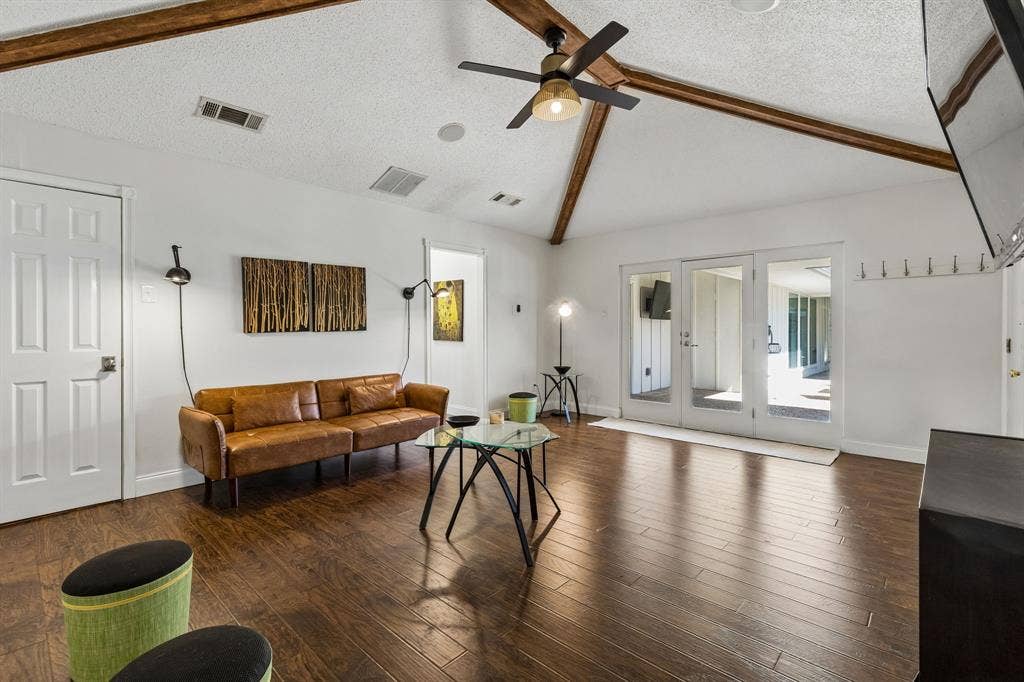 7148 Roundrock Road, Dallas, TX 75248 7148 Roundrock Road, Dallas, TX 75248