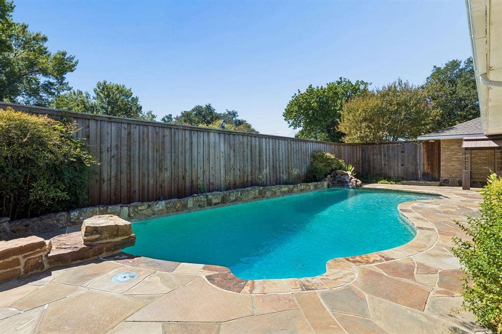 7148 Roundrock Road, Dallas, TX 75248 7148 Roundrock Road, Dallas, TX 75248