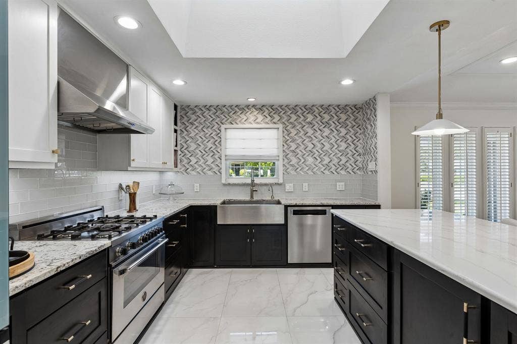 7148 Roundrock Road, Dallas, TX 75248 7148 Roundrock Road, Dallas, TX 75248