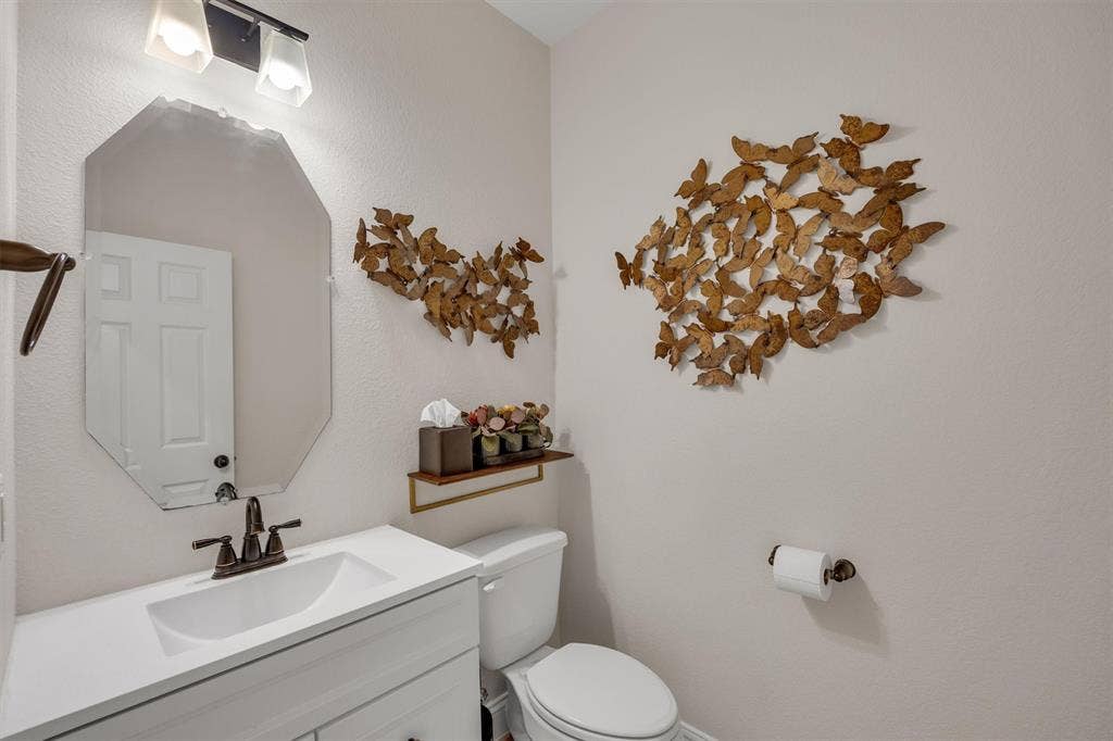 640 Cross Creek Drive, Waxahachie, TX 75167 640 Cross Creek Drive, Waxahachie, TX 75167