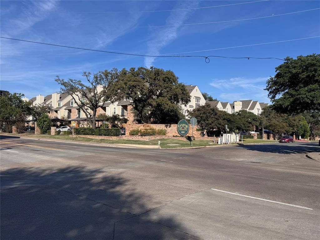 5325 Bent Tree Forest Drive, #2232, Dallas, TX 75248 5325 Bent Tree Forest Drive, #2232, Dallas, TX 75248