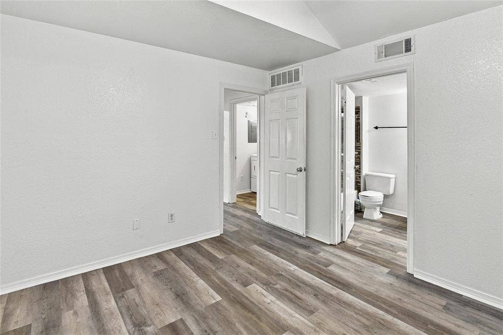 5325 Bent Tree Forest Drive, #2232, Dallas, TX 75248 5325 Bent Tree Forest Drive, #2232, Dallas, TX 75248
