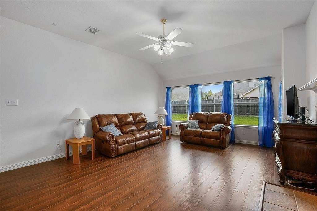 3404 Oleander Drive, Wylie, TX 75098