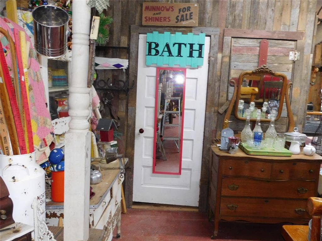 1339 E Milam Street, Mexia, TX 76667