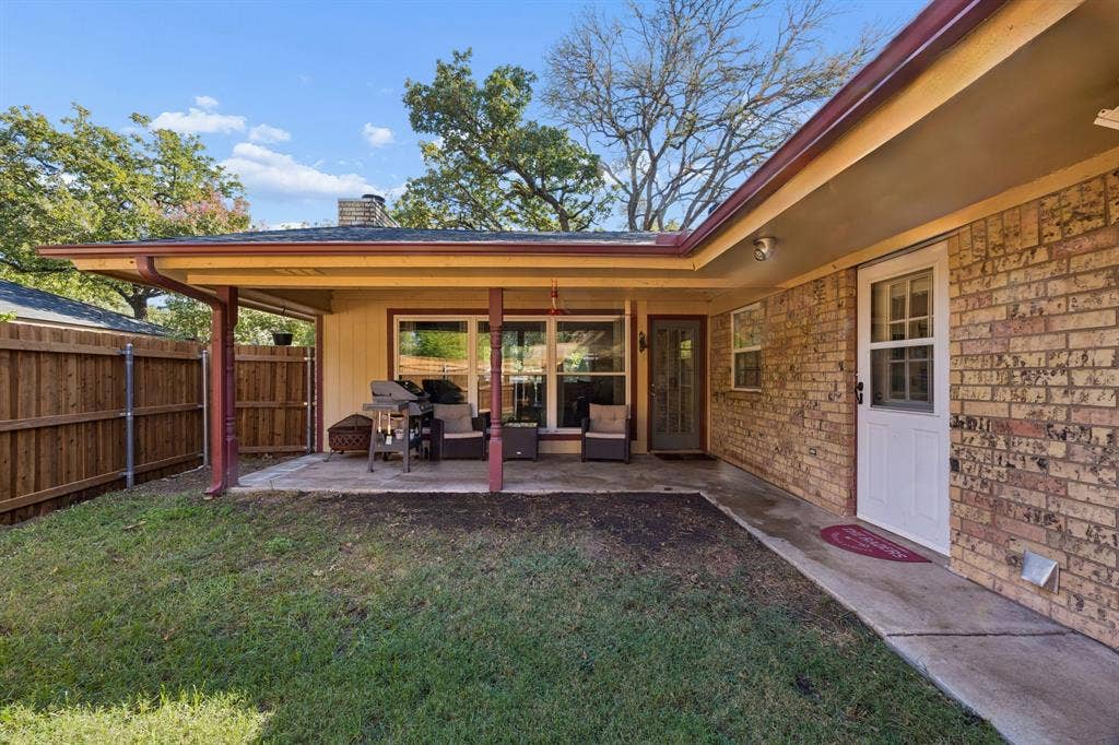 1501 Schumac Lane, Bedford, TX 76022 1501 Schumac Lane, Bedford, TX 76022