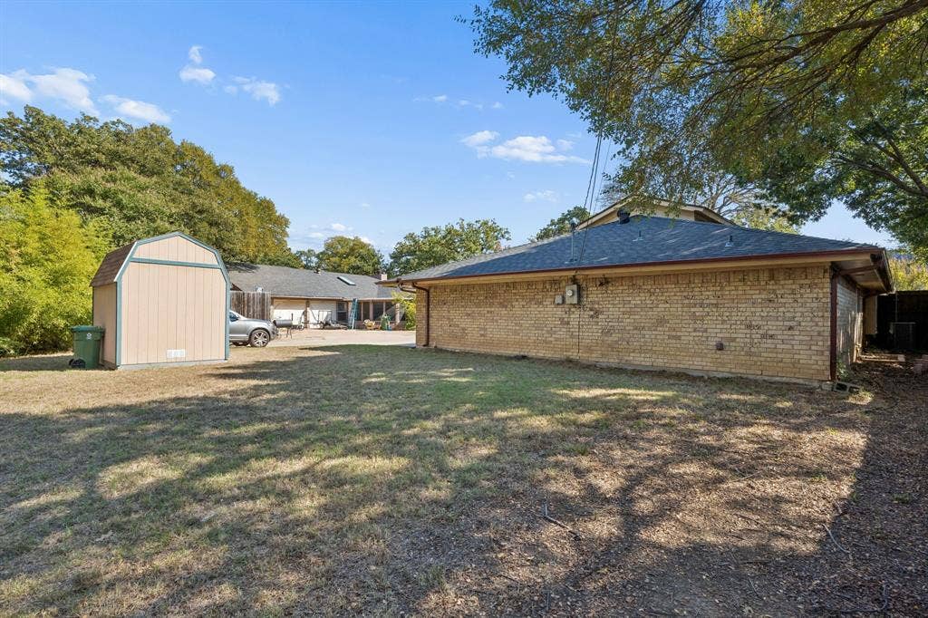 1501 Schumac Lane, Bedford, TX 76022 1501 Schumac Lane, Bedford, TX 76022