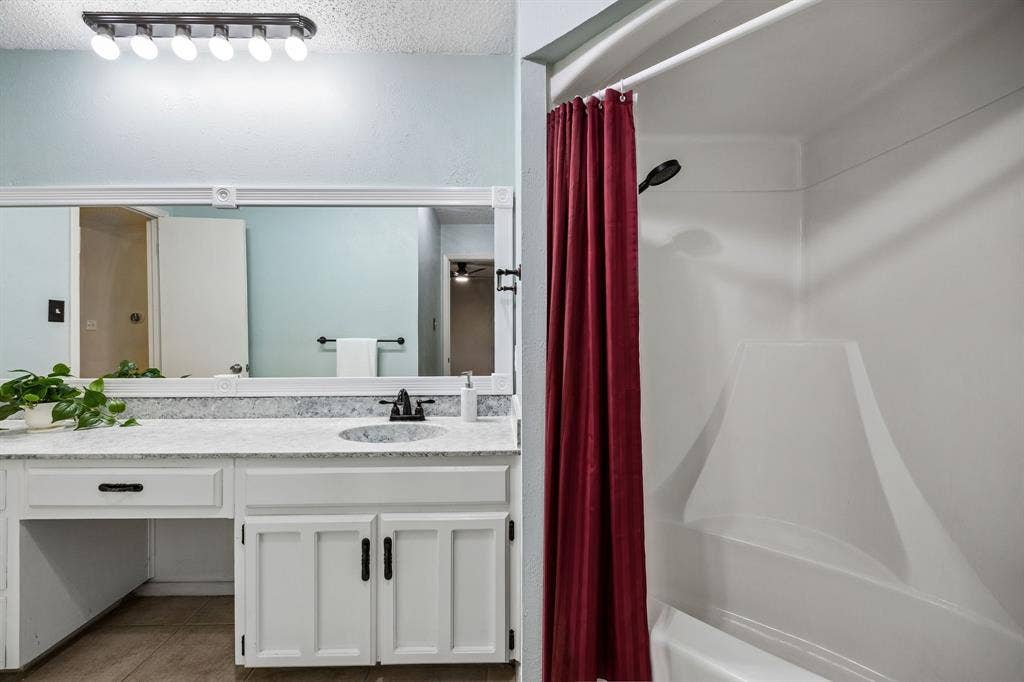 1501 Schumac Lane, Bedford, TX 76022 1501 Schumac Lane, Bedford, TX 76022