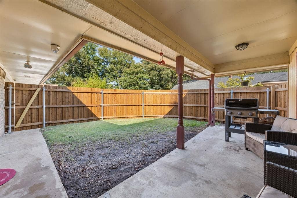 1501 Schumac Lane, Bedford, TX 76022 1501 Schumac Lane, Bedford, TX 76022