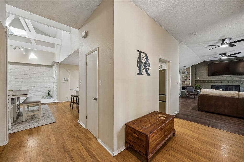 1501 Schumac Lane, Bedford, TX 76022 1501 Schumac Lane, Bedford, TX 76022