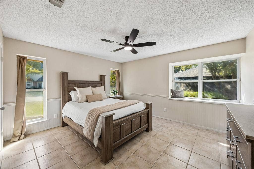 1501 Schumac Lane, Bedford, TX 76022 1501 Schumac Lane, Bedford, TX 76022