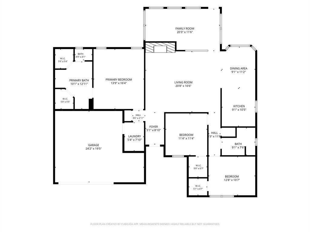 212 Heneretta Drive, Hurst, TX 76054