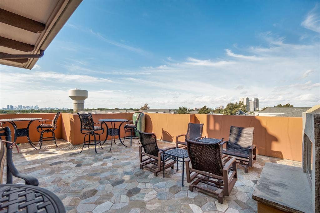 8616 Turtle Creek Boulevard, #214, Dallas, TX 75225