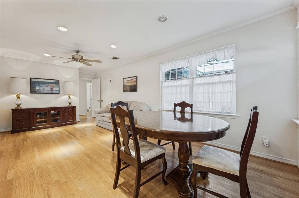9307 Leaside Drive, Dallas, TX 75238 9307 Leaside Drive, Dallas, TX 75238