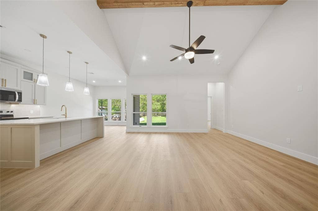 10011 Lansdowne Drive, Dallas, TX 75217 10011 Lansdowne Drive, Dallas, TX 75217
