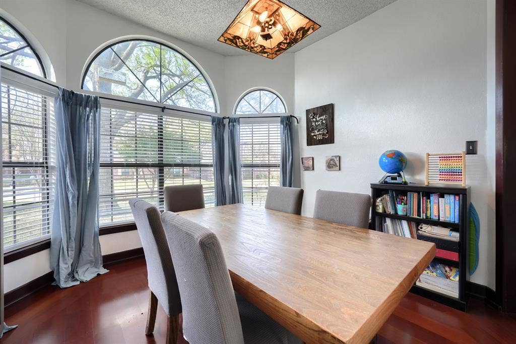 322 Allegheny Trail Lane, Garland, TX 75043 322 Allegheny Trail Lane, Garland, TX 75043