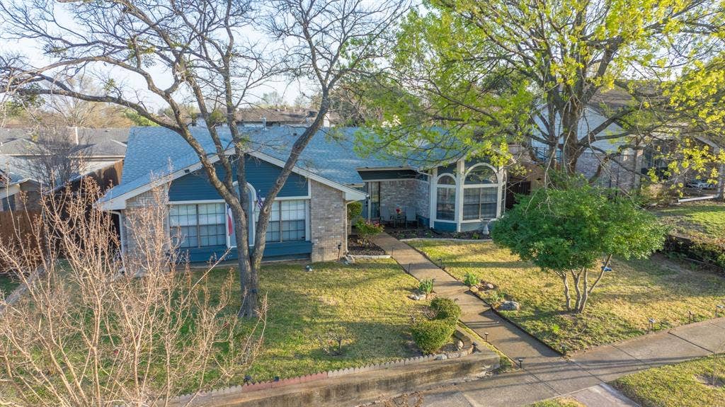 322 Allegheny Trail Lane, Garland, TX 75043 322 Allegheny Trail Lane, Garland, TX 75043