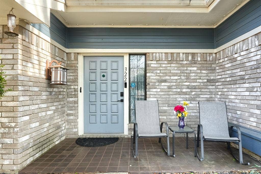 322 Allegheny Trail Lane, Garland, TX 75043 322 Allegheny Trail Lane, Garland, TX 75043