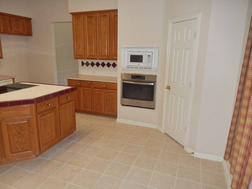 5414 Deer Brook Road, Garland, TX 75044 5414 Deer Brook Road, Garland, TX 75044