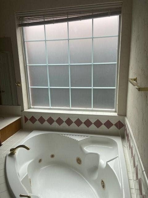 5414 Deer Brook Road, Garland, TX 75044 new frosted glass window over tub