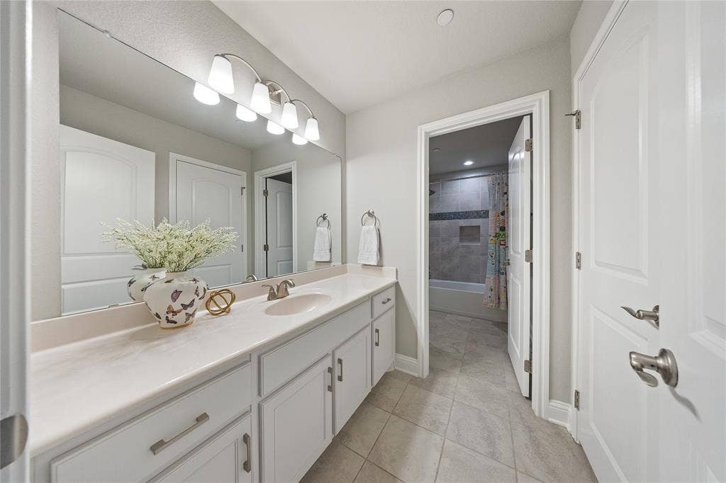 1207 Holford Drive, Frisco, TX 75036